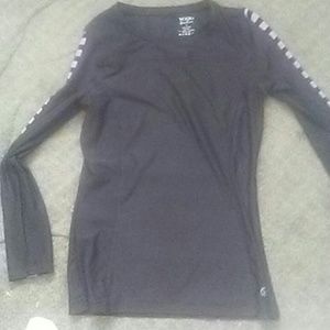 Athletic long sleeve by vogo
